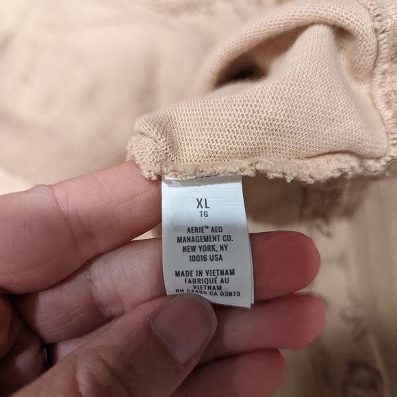 Floral Print Beige T-Shirt - Picture 5 of 7